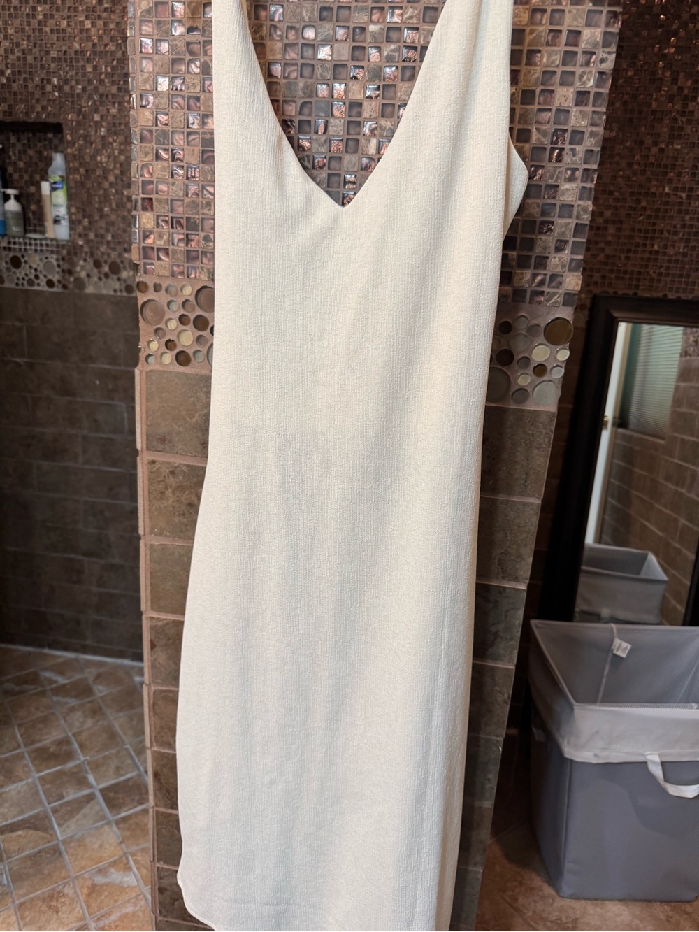 H&M Cream V-Neck Sleeveless Midi Dress